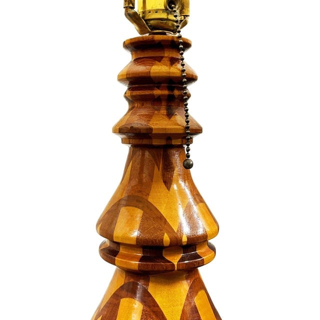 1960s Mid-Century Modern Hand Turned Segmented Marquetry Inlay Mosaic Table Lamp W/ Shade - 4