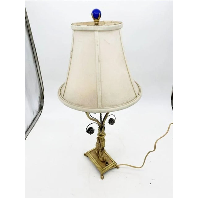 1940s Hollywood Regency Brass Scrolling Griffin Table Lamp With Lamp Shade - 7