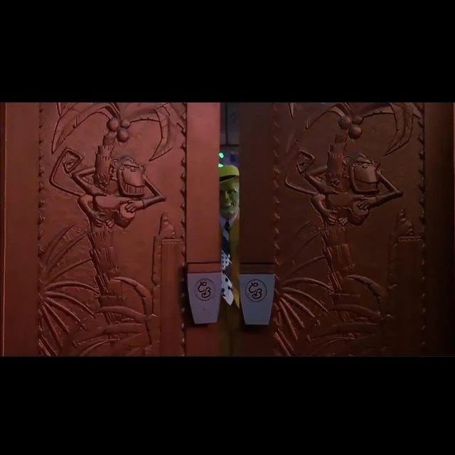 Large 93" Art Deco Style Coco Bongo Gold Door From 1994 the Mask, 2 Available - 6