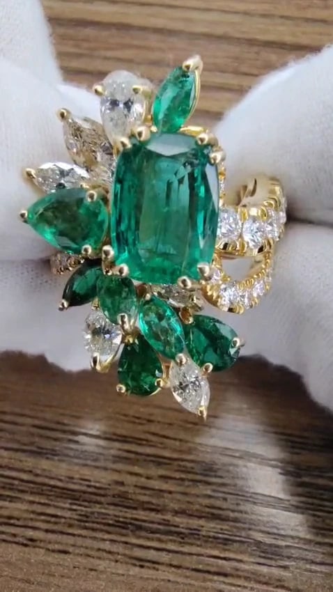 GIA 3.27ct Natural Emerald Cocktail Diamond Ring 14kt F2 12410 *v - 2