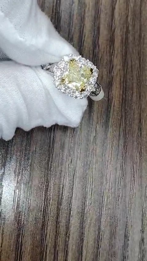 GIA CERTIFIED 5.52CT CUSHION NATURAL FANCY YELLOW DIAMOND CLUSTER RING VVS1 *v - 2