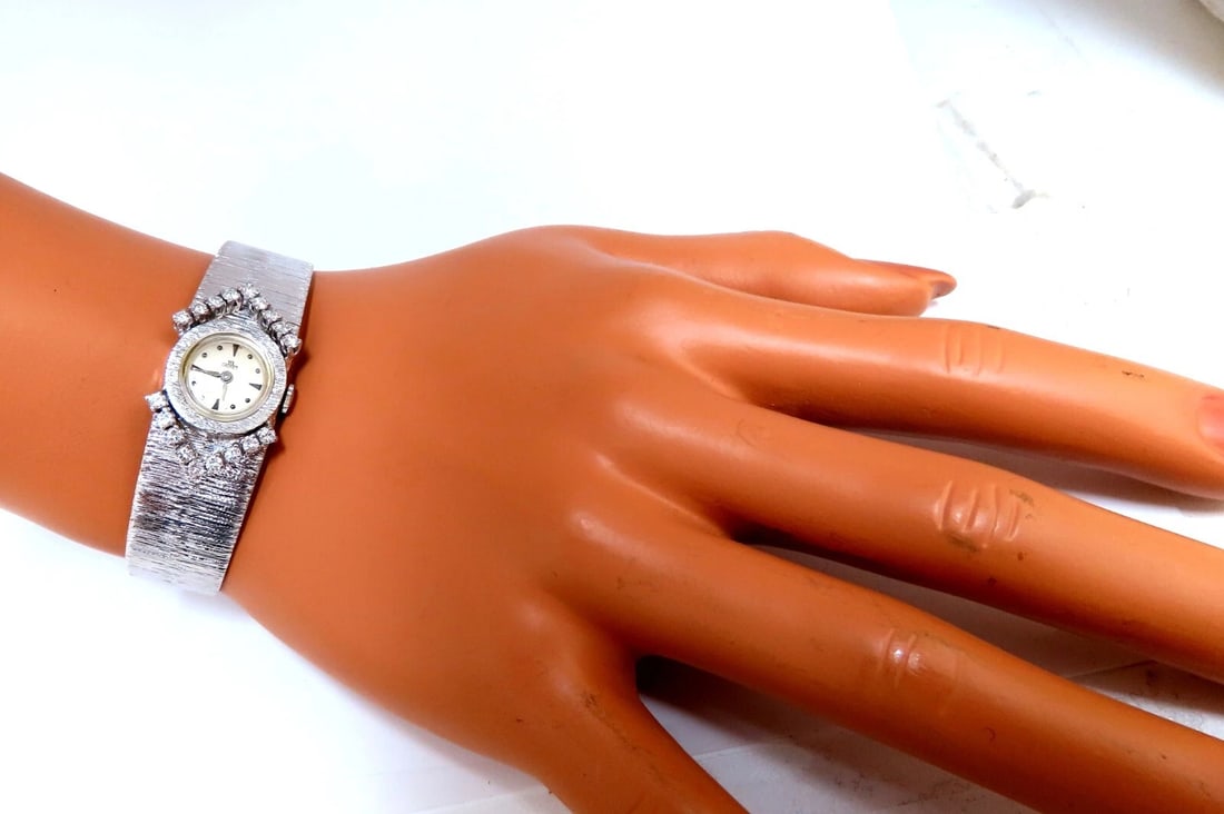 Cachet Vintage Ladies Diamond Watch 14kt gold** - 7
