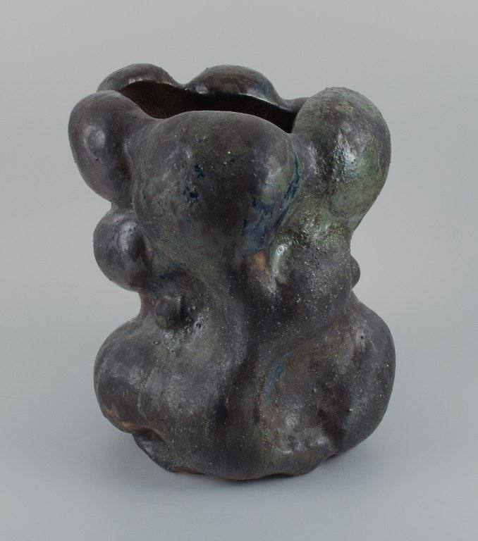 Christina Muff, Danish contemporary ceramicist (b. 1971). Monumental work in stoneware clay, covered - 5