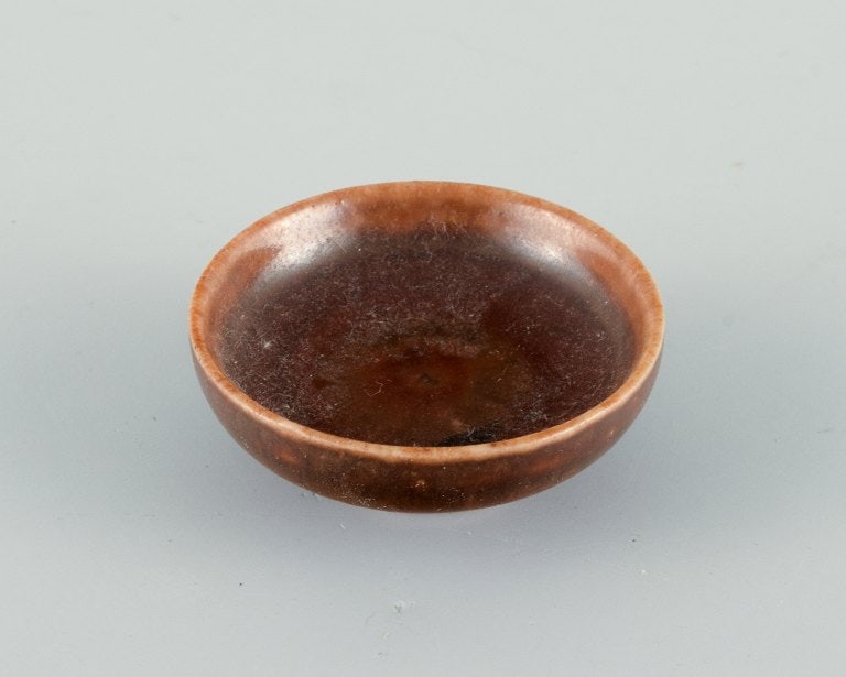 Swedish studio potters, six miniature bowls. Late 1900s. - 6
