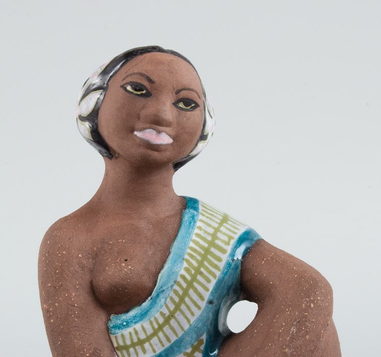 Mari Simmulson figure. Rare ceramic figure of a half-naked Tahitian woman. Upsala-Ekeby. - 4