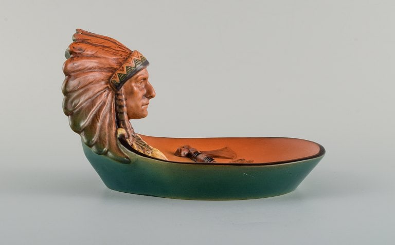 Ipsens, Denmark. Bowl in glazed ceramic with hand-painted chief. Model 286. - 4