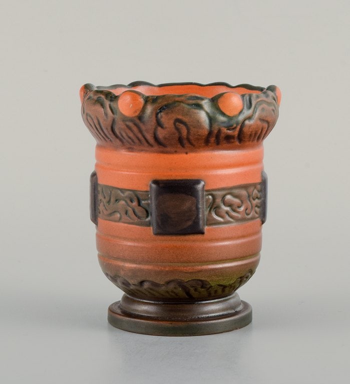 Ipsens Denmark. Two Art Nouveau jars in hand-painted glazed ceramic. - 7