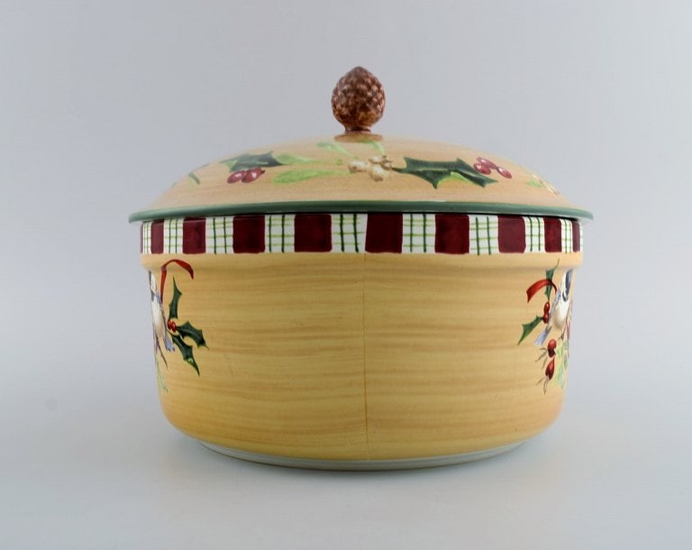 Catherine McClung for Lenox. "Winter greetings everyday". Large lidded tureen in glazed stoneware - 4