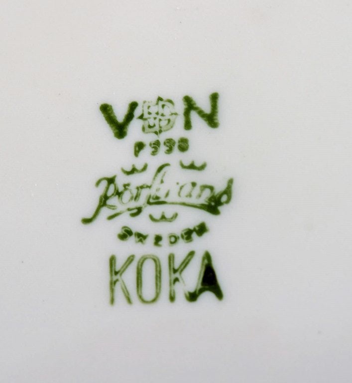 Hertha Bengtson (1917-1993) for Rörstrand. Twelve Koka cake plates in glazed stoneware. 1960s. - 5