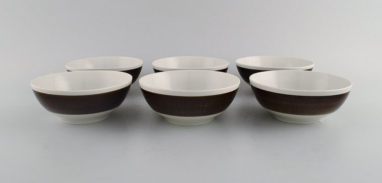 Hertha Bengtson (1917-1993) for Rörstrand. Six Koka bowls in glazed stoneware. 1960s. - 2