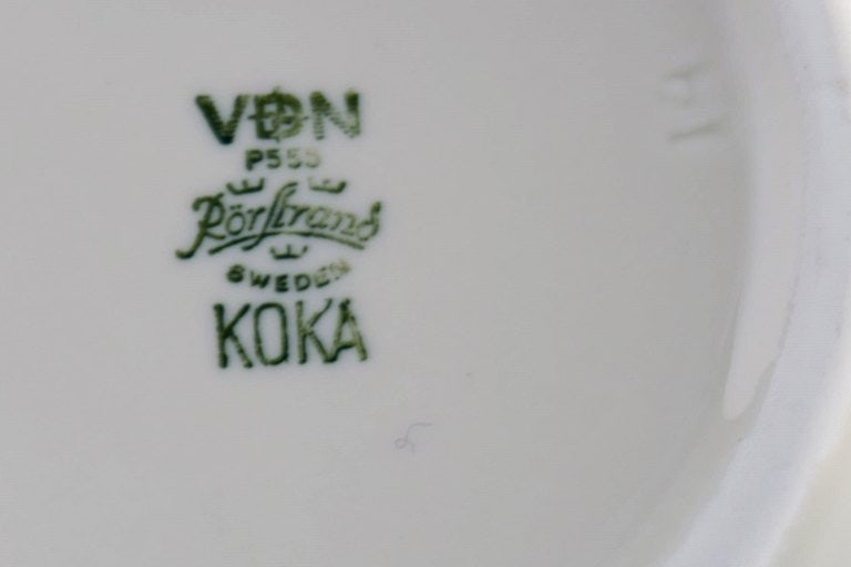 Hertha Bengtson (1917-1993) for Rörstrand. Three Koka bowls in glazed stoneware. 1960s. - 6