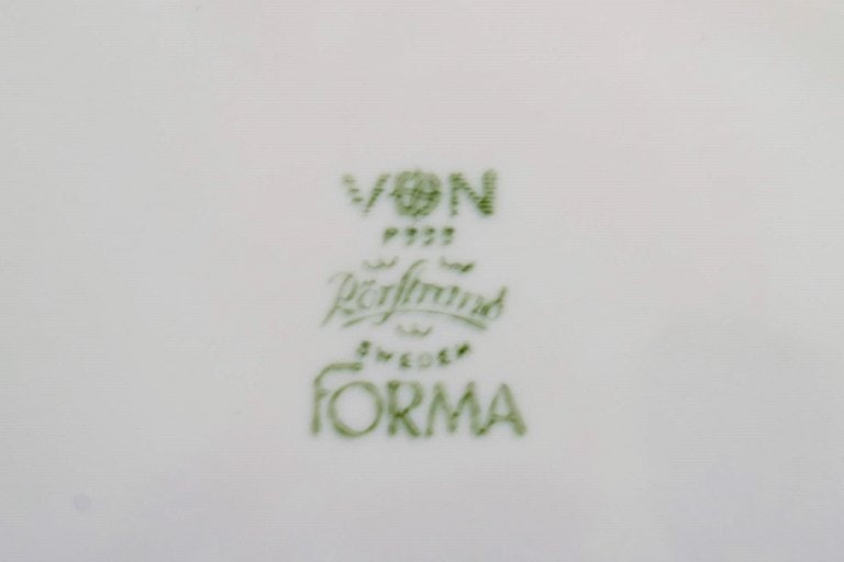 Olle Alberius for Rörstrand. Seven Forma lunch plates in glazed stoneware. Dated 1967-1981. - 4