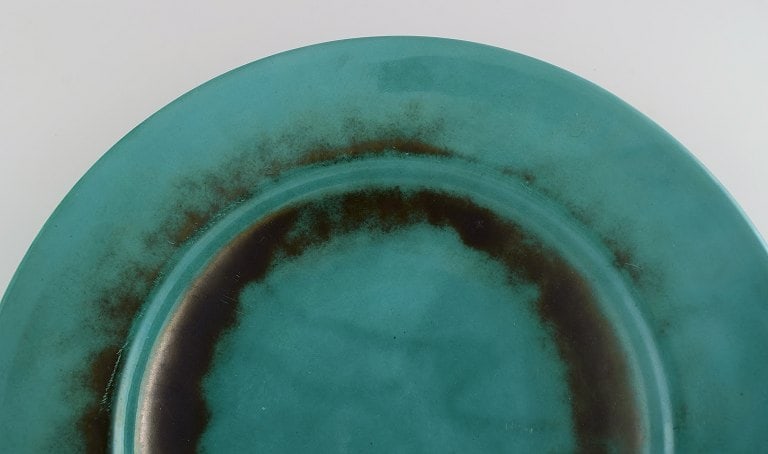 St. Erik, Upsala. Large art deco bowl / dish in glazed ceramics. Beautiful glaze in shades of green. - 4