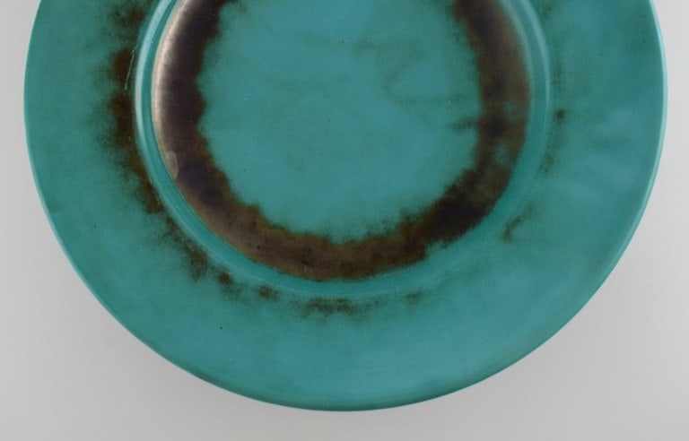 St. Erik, Upsala. Large art deco bowl / dish in glazed ceramics. Beautiful glaze in shades of green. - 5