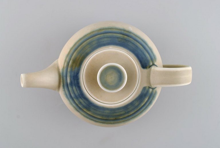 Edith Sonne for Bing & Grøndahl. Glazed stoneware teapot. 1970's. Model number 654. - 7