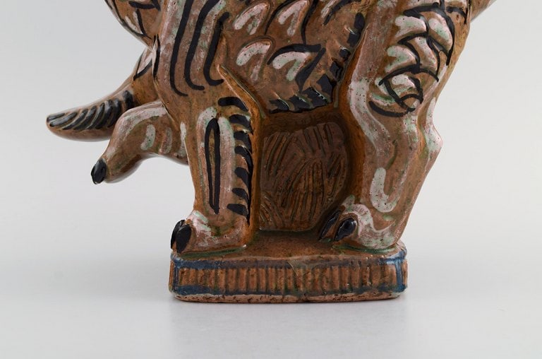 Helge Christoffersen (1925-1965), Denmark. Unique figure in hand-painted and glazed stoneware. - 4