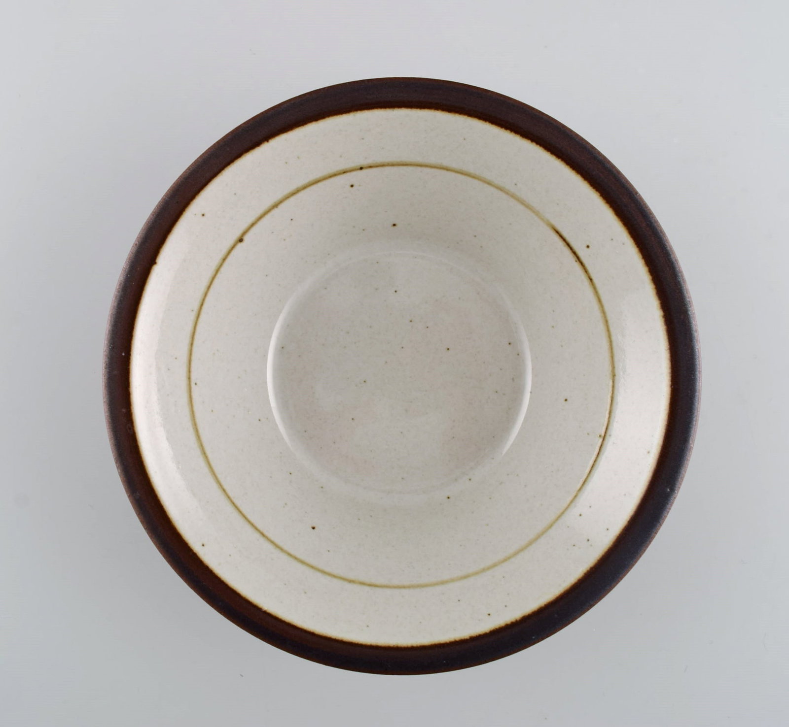 Four Knabstrup porridge bowls in partially glazed stoneware. Retro. Danish design, 1960/70s. - 5