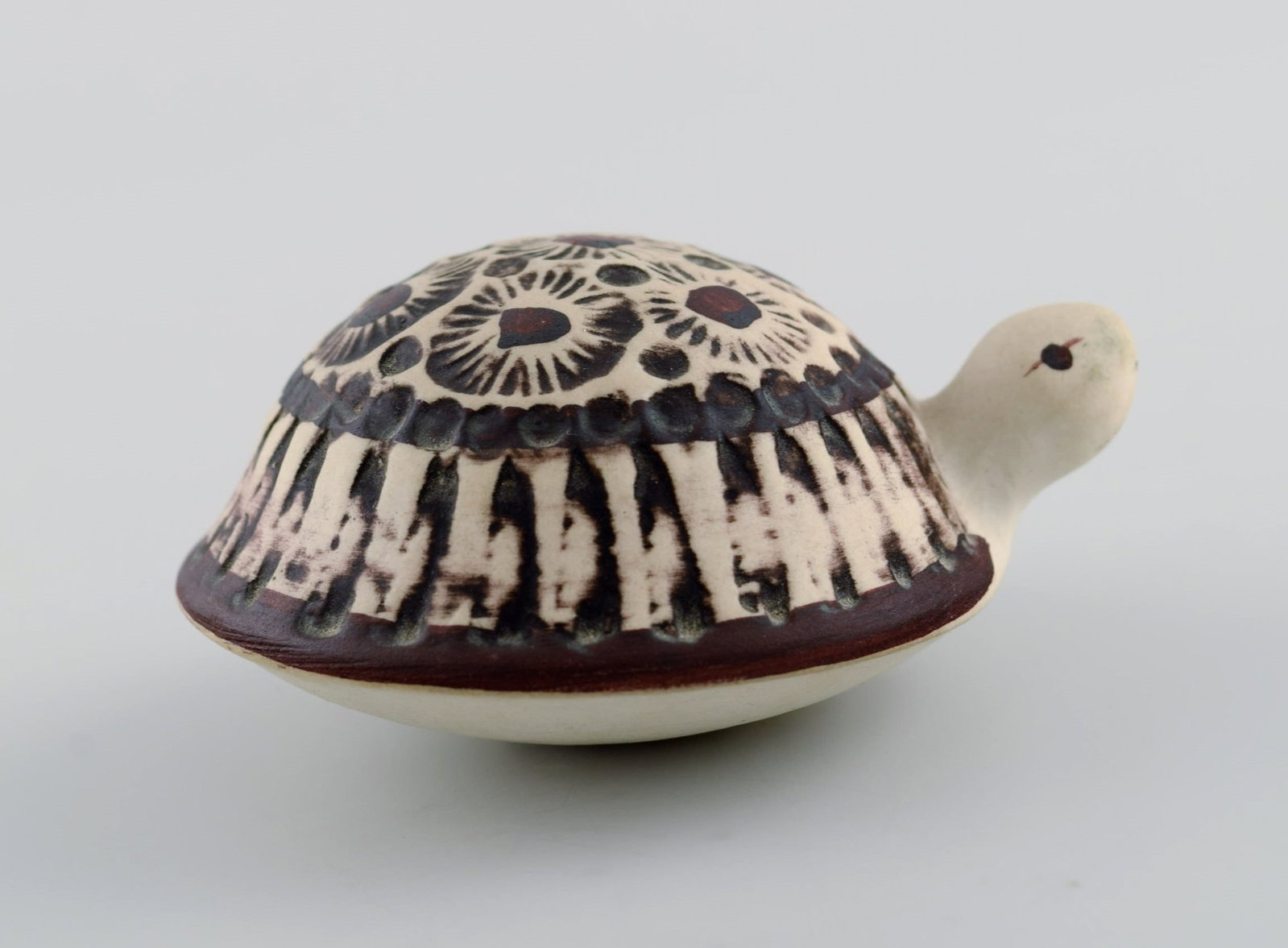 Lisa Larson for Gustavsberg. Turtle in glazed ceramics. 1970's. - 5