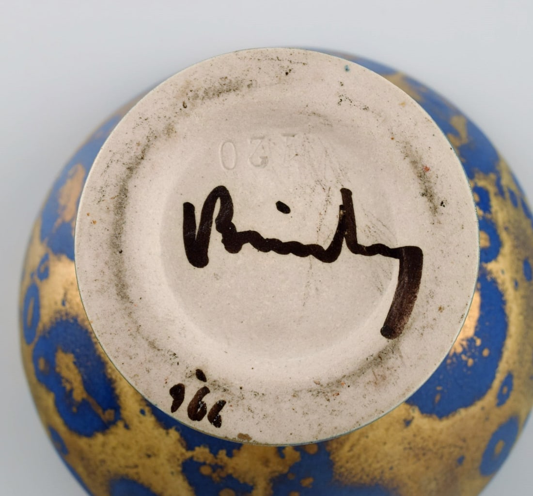 Lucien Brisdoux (1878-1963), France. Bowl on foot in glazed stoneware. Beautiful glaze in gold and - 7