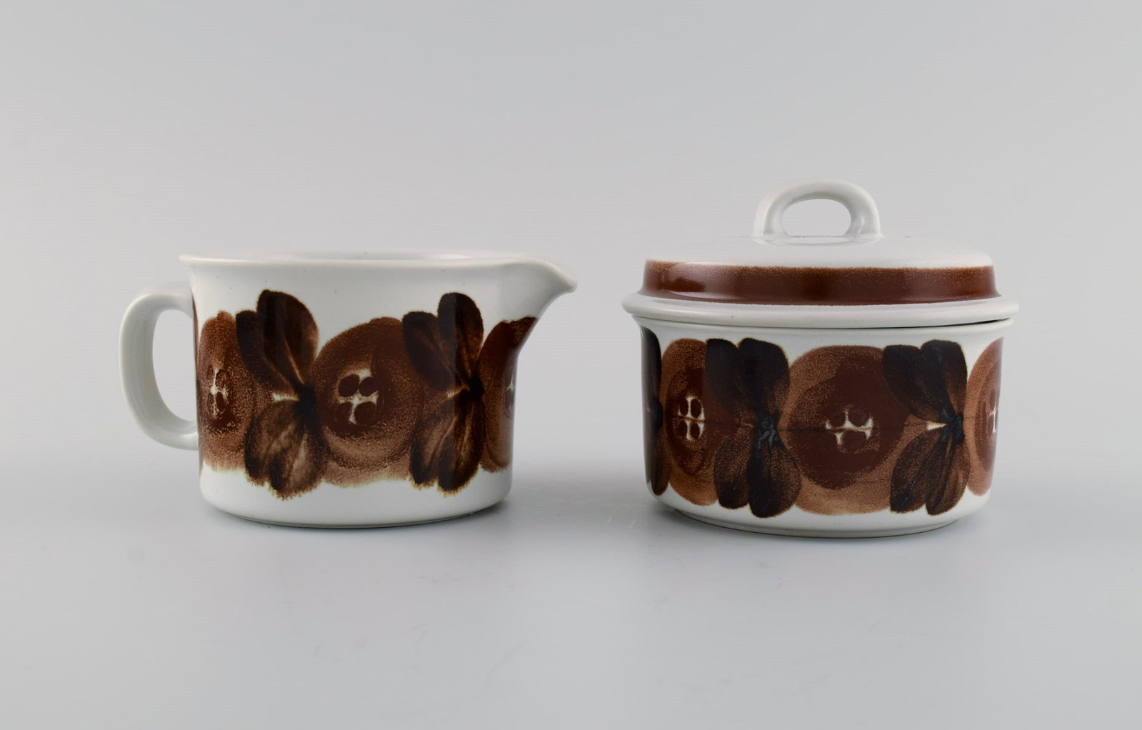 Ulla Procope (1921-1968) for Arabia. Thyme coffee service in hand-painted stoneware for four people. - 7