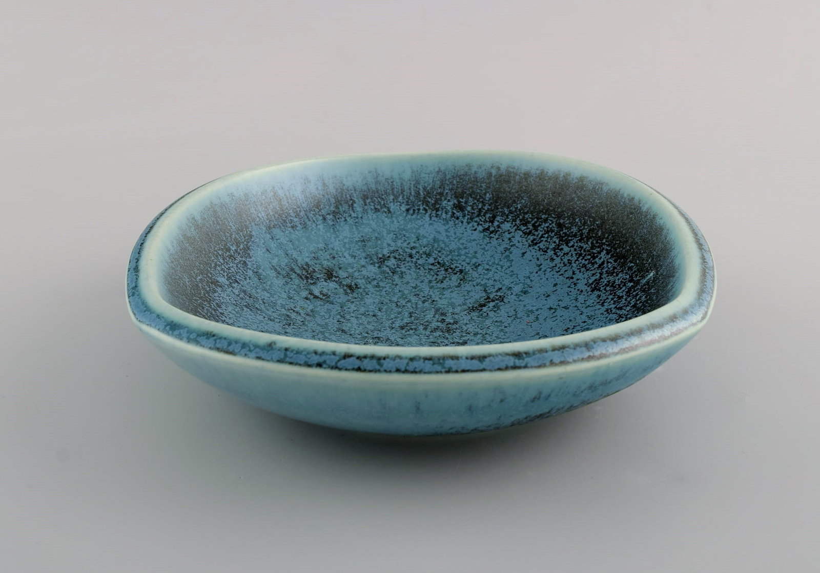 Berndt Friberg (1899-1981) for Gustavsberg. Selecta bowl in glazed ceramics. Beautiful glaze in - 3