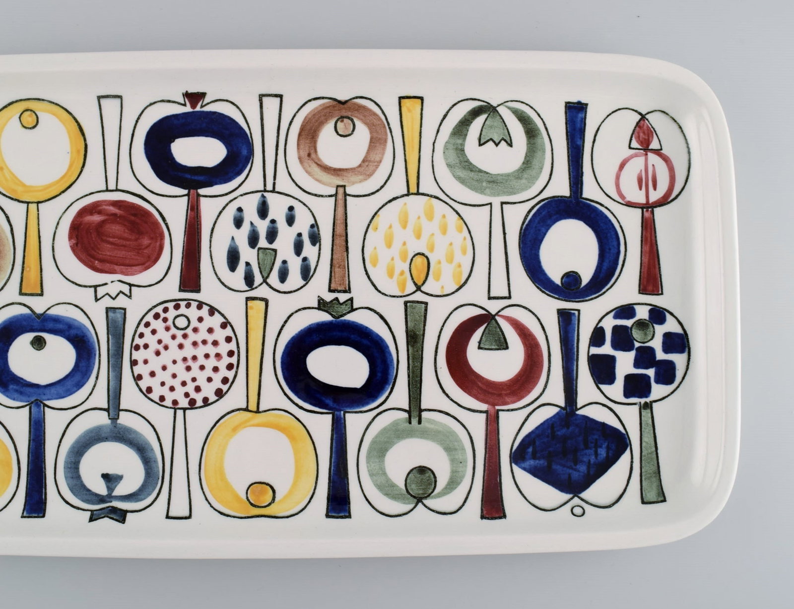 Marianne Westmann for Rörstrand. Large dish in hand-painted stoneware. Colorful Swedish design. - 4