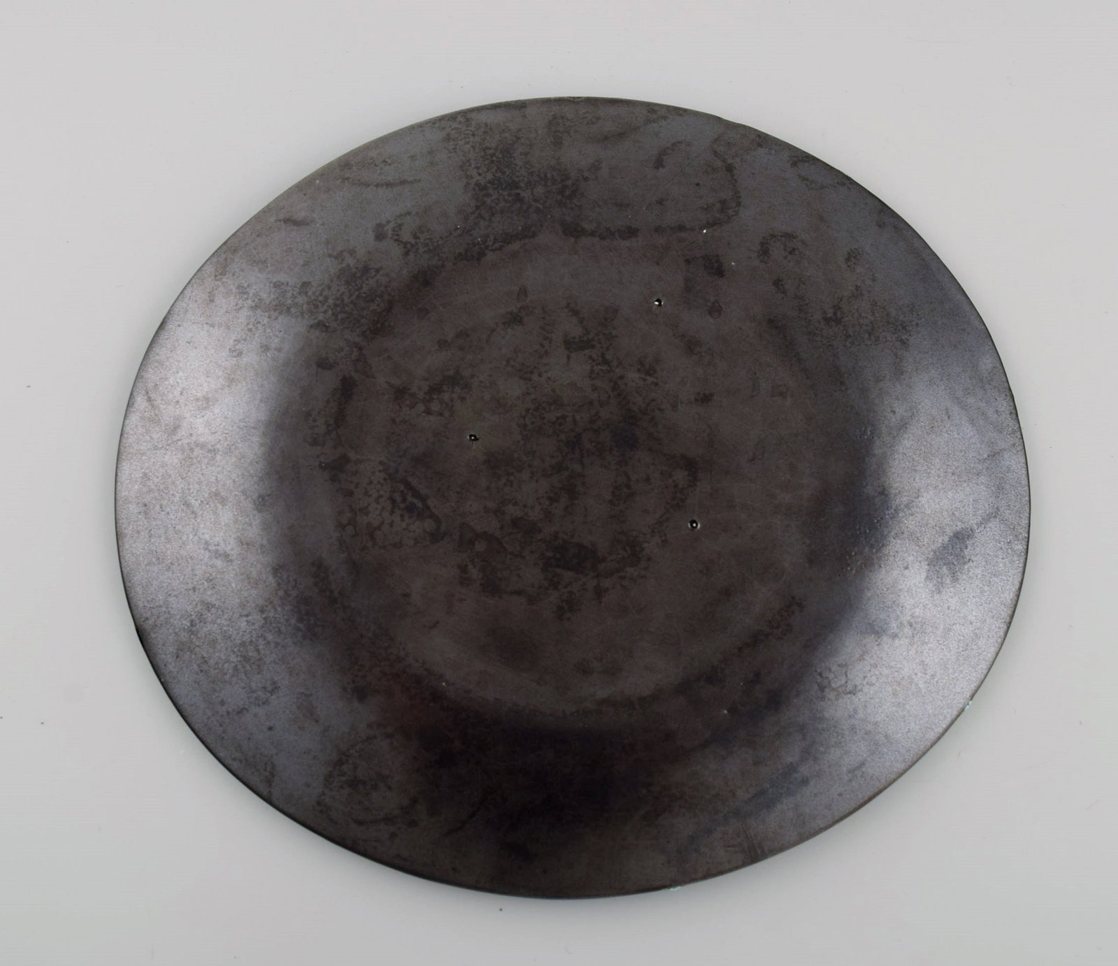 French ceramist. Twelve lunch plates in glazed stoneware. Beautiful glaze in azure shades. Unique, - 6