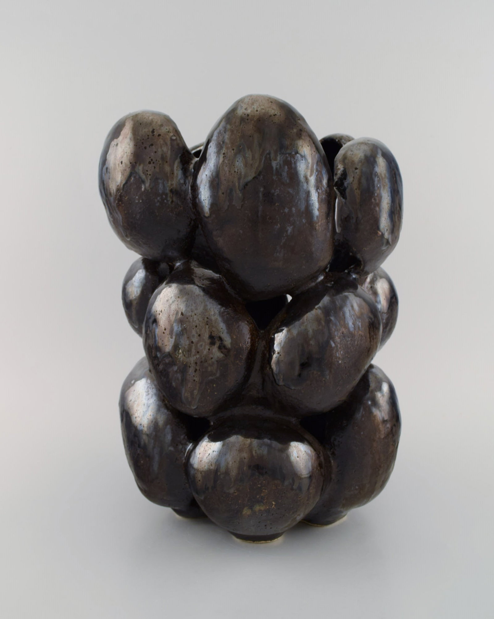 Christina Muff, Danish contemporary ceramicist (b. 1971). Large sculptural unique vase in glazed - 2