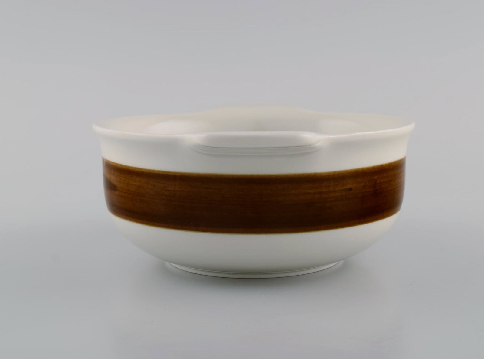 Hertha Bengtson (1917-1993) for Rörstrand. Koka bowl and sauce jug in glazed stoneware. 1960s. - 4