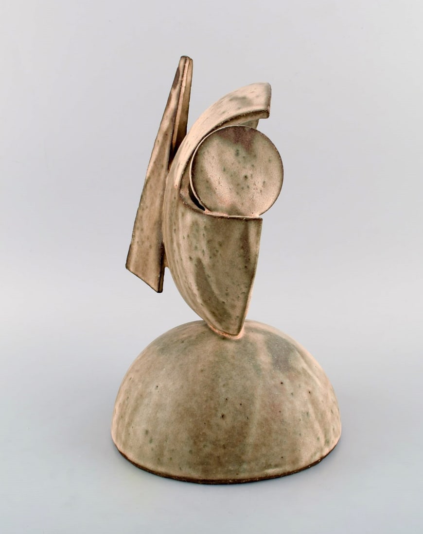 Christina Muff, Danish contemporary ceramicist (b. 1971). Large unique cubist sculpture in glazed - 6