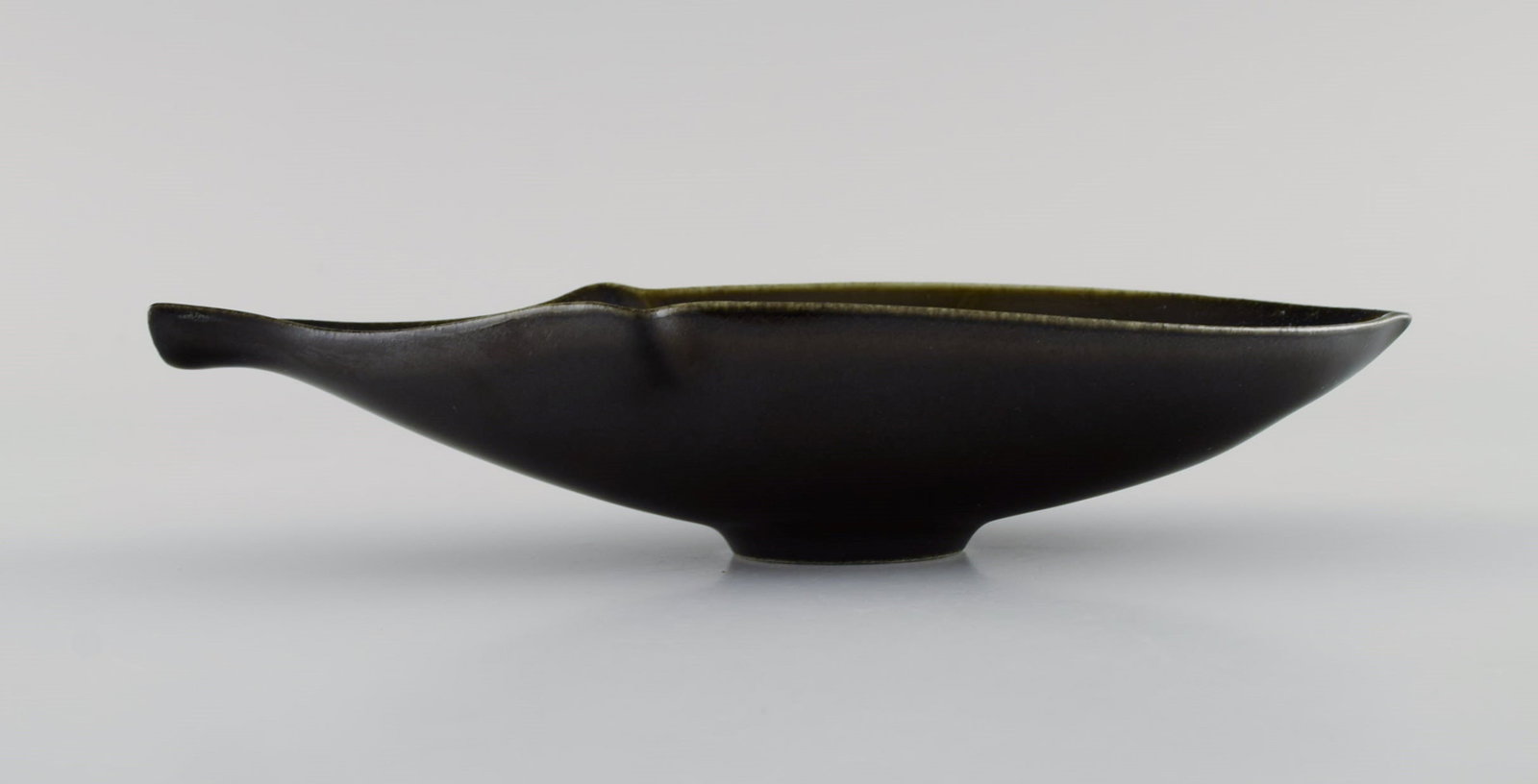 LÖVA - Gustavsberg - Gabi Citron-Tengborg. Bowl in glazed ceramics. 1960s. - 3