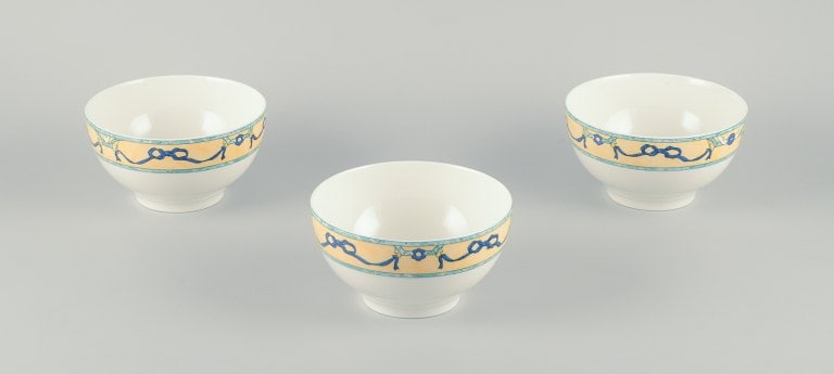 Villeroy & Boch, Luxembourg, set of three "Castellina" porcelain bowls. Late 20th century.: Villeroy & Boch, Luxembourg, set of three "Castellina" porcelain bowls. Late 20th century. Marked. Perfect condition. Dimensions: Diameter 14.7 cm, height 8.0 cm. Reserve: $168.00 Shipping: Domestic: