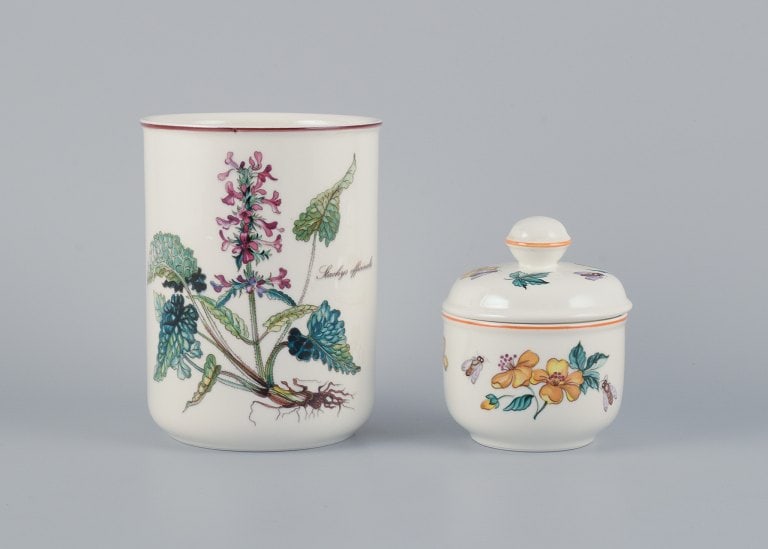 Villeroy & Boch, two pieces of Botanica", porcelain vase and sugar bowl decorated with flowers and: Villeroy & Boch, two pieces of Botanica", porcelain vase and sugar bowl decorated with flowers and bees. Late 20th century. Marked. Perfect condition. Vase: H 15.0 cm. x D 11.2 cm. Sugar bowl: H 10.0 