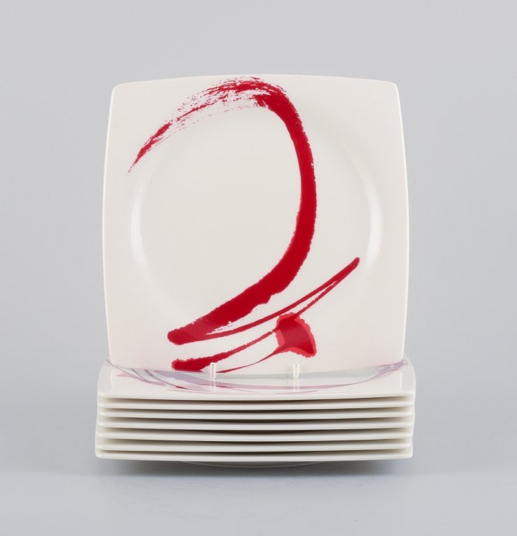 Paint It Red Collection - Red Vanilla, Royal Fine China, set of eight lunch plates in modern design: Paint It Red Collection - Red Vanilla, Royal Fine China, set of eight lunch plates in modern design with abstract motif. Late 20th century. Marked. In perfect condition. Dimensions: D 20.5 cm. Reserve