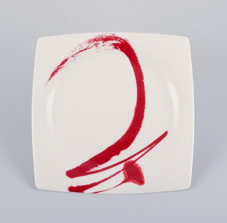 Paint It Red Collection - Red Vanilla, Royal Fine China, set of eight lunch plates in modern design - 3