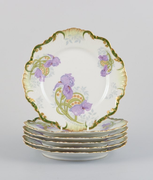 P. Dauphin, Paris, a set of six Art Nouveau faience plates decorated with flowers and gold rim. - 2
