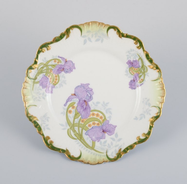 P. Dauphin, Paris, a set of six Art Nouveau faience plates decorated with flowers and gold rim. - 3