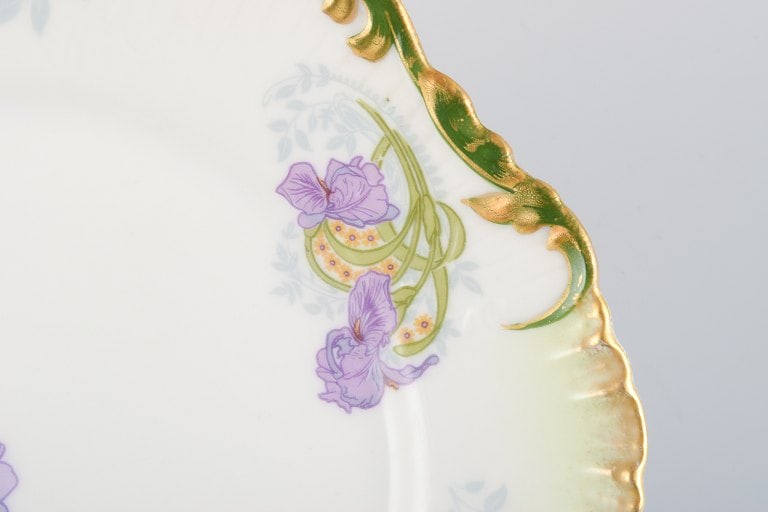 P. Dauphin, Paris, a set of six Art Nouveau faience plates decorated with flowers and gold rim. - 4