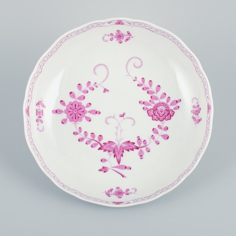 Meissen, Germany, Pink Indian, large round bowl. - 4