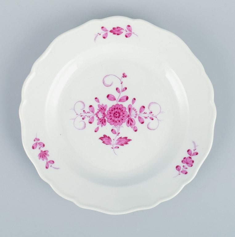 Meissen, Germany, Pink Indian, a set of two plates. - 3