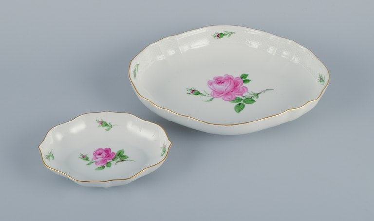 Meissen, Germany, Pink Rose, two porcelain bowls hand painted with motif of pink roses. - 2