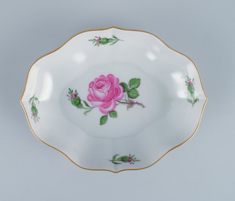 Meissen, Germany, Pink Rose, two porcelain bowls hand painted with motif of pink roses. - 3