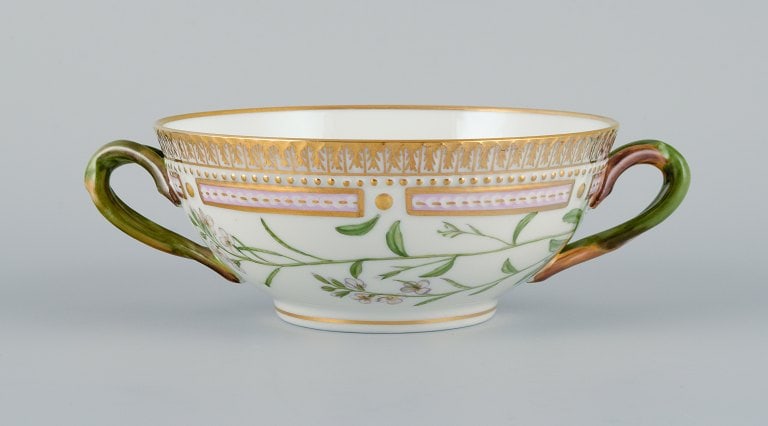 Royal Copenhagen Flora Danica boullion cup with saucer in hand-painted porcelain with branch-shaped - 6