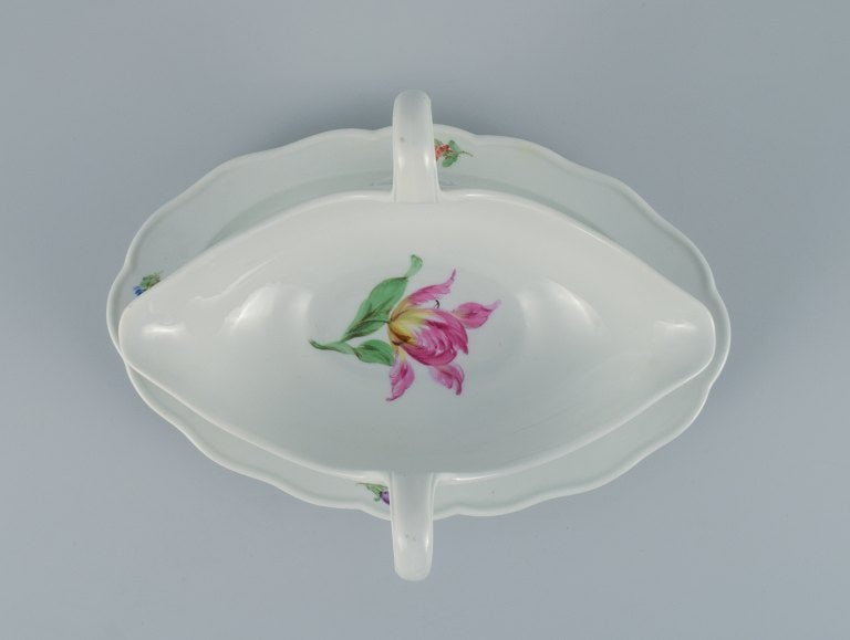 Meissen, Germany, sauce pot on foot hand painted with floral motifs in different colors. - 3