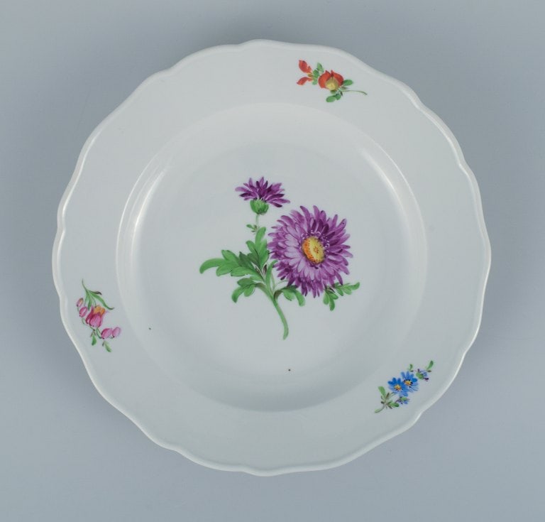 Meissen, Germany, six dinner plates hand painted with floral motifs in different colors. - 4