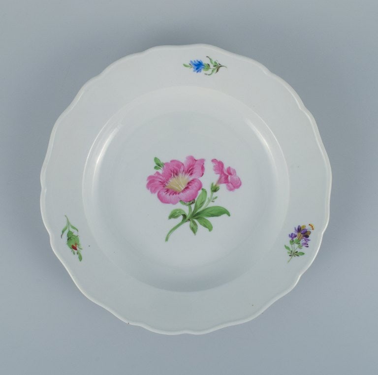 Meissen, Germany, six dinner plates hand painted with floral motifs in different colors. - 5