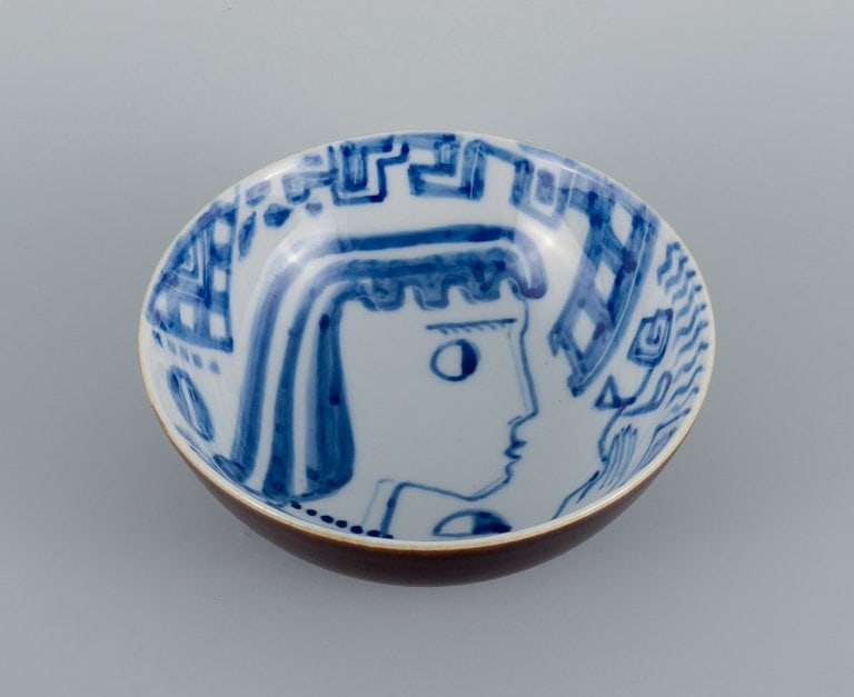 Gunnar Nylund for Rörstrand, Sweden, unique ceramic bowl hand painted with woman in profile. - 2