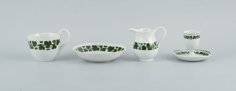Meissen. Green Ivy Vine. Four parts consisting of egg cup, cup, saucer and cream jug. - 3