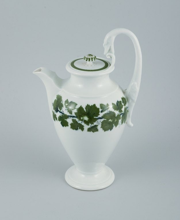 Meissen Green Ivy Vine. Coffee pot in hand-painted porcelain. - 3