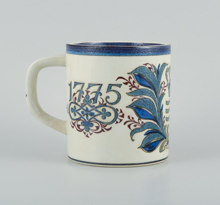 Nils Thorsson for Royal Copenhagen. Large anniversary mug in earthenware. 1775-1975. - 3